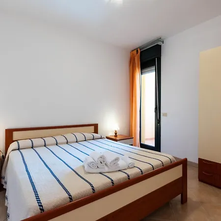 Cavour H Apartment