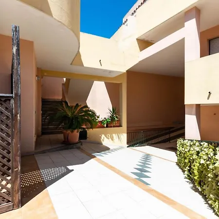 Cavour H Apartment *