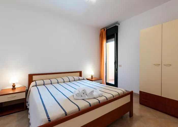 Cavour H Apartment